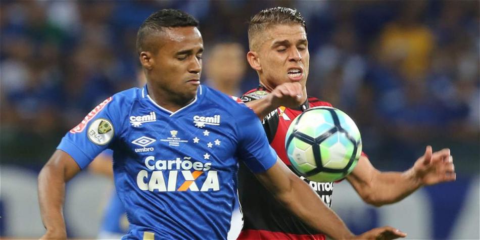 Gustavo Cuellar y Orlando Berrío fueron titulares en la derrota de Flamengo en la final de la Copa de Brasil.