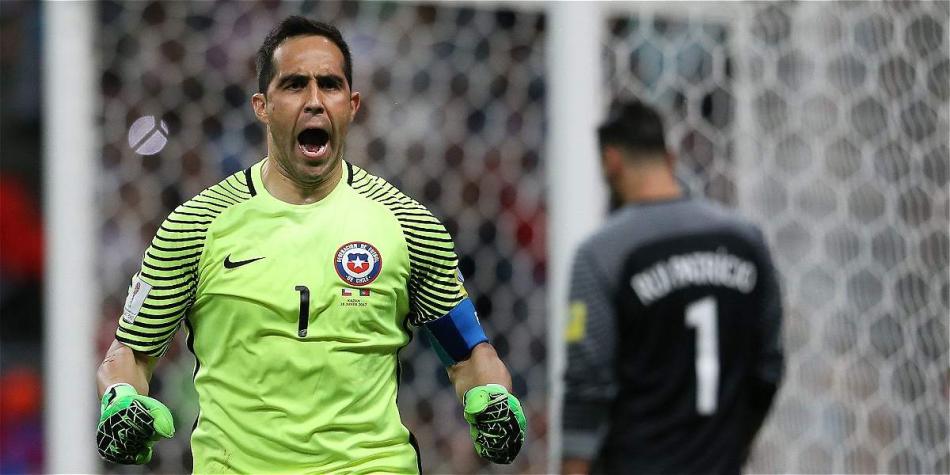 Claudio Bravo, arquero y capitán de la selección de Chile.