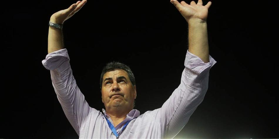 El entrenador uruguayo no cambió mucho el equipo respecto a su antecesor.