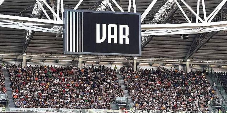 Los arbitros de la Conmebol se encuentran en capacitaciones para el uso del VAR.