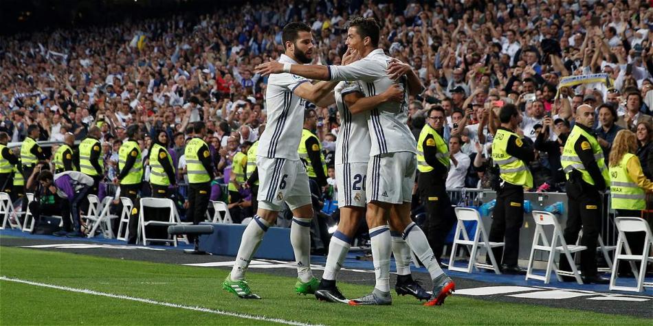 Real Madrid derrotó sin problemas al Sevilla en el Santiago Bernabéu.