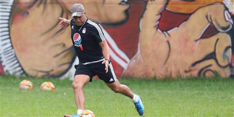 Hernán Torres confía en un buen semestre del América.