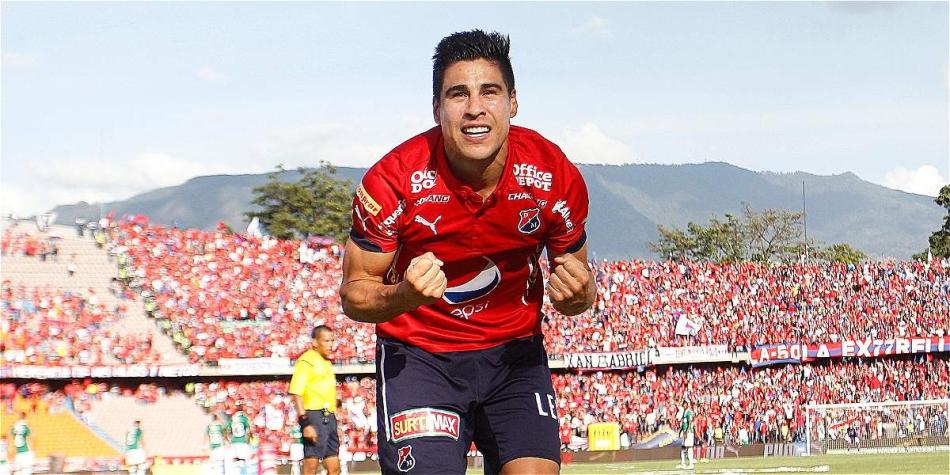 Mauricio Molina, volante del Medellín.