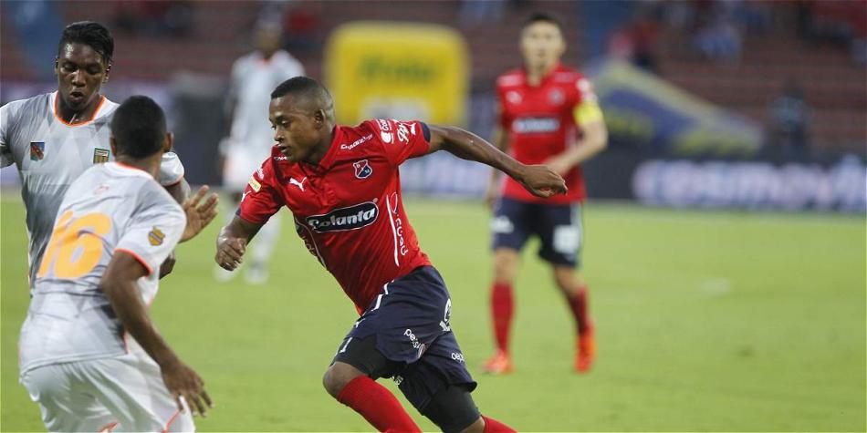 Medellín logró la clasificación a los ocho tras vencer 2-0 a Envigado.
