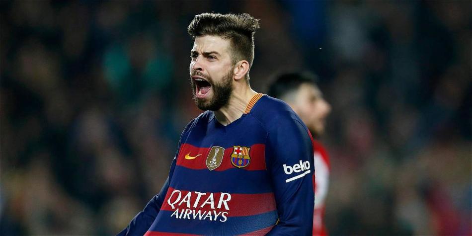Piqué, defensa central de Barcelona y España.