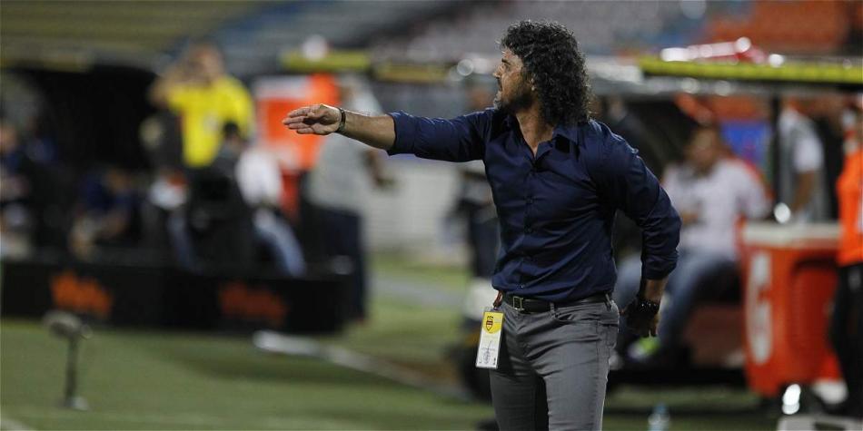 Leonel Álvarez, entrenador del Meellín.