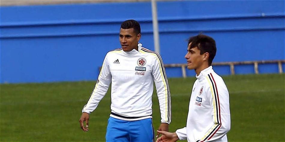 Espinosa (der.) también ha sido convocado a la Selección Colombia.