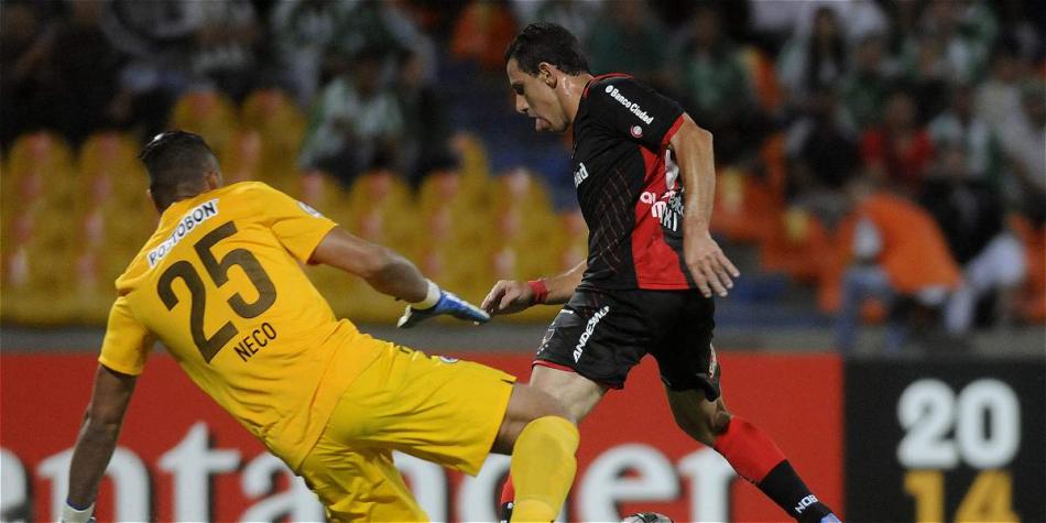 Maxi Rodríguez (der.) uno de los referentes de Newell's Old Boys.