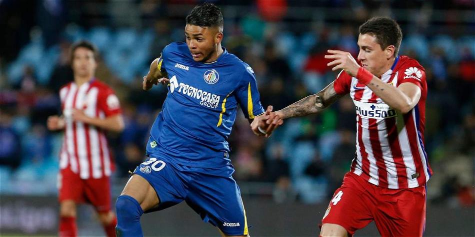 Acción de juego del partido entre Getafe y Atlético de Madrid.