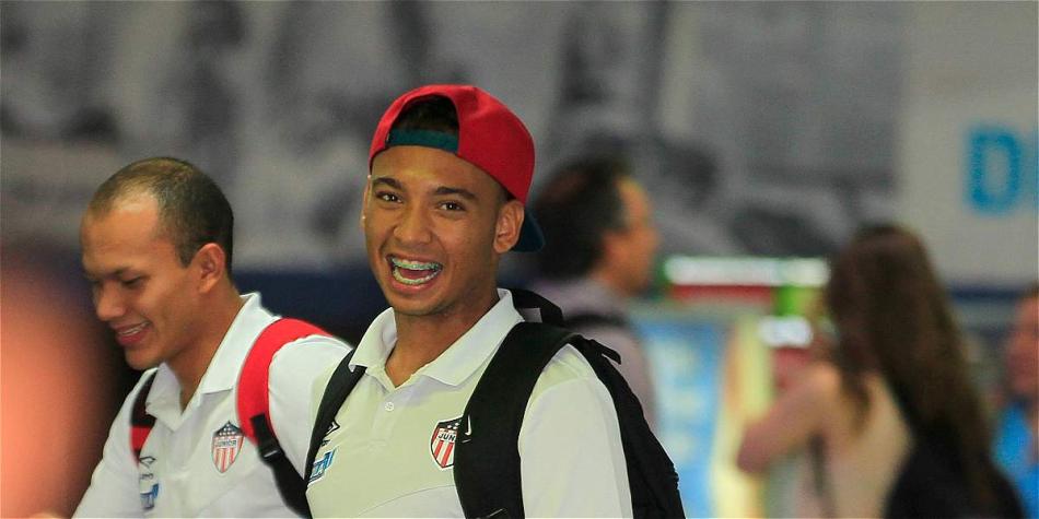 Jarlan Barrera (de gorra), figura de Junior en este segundo semestre del año.