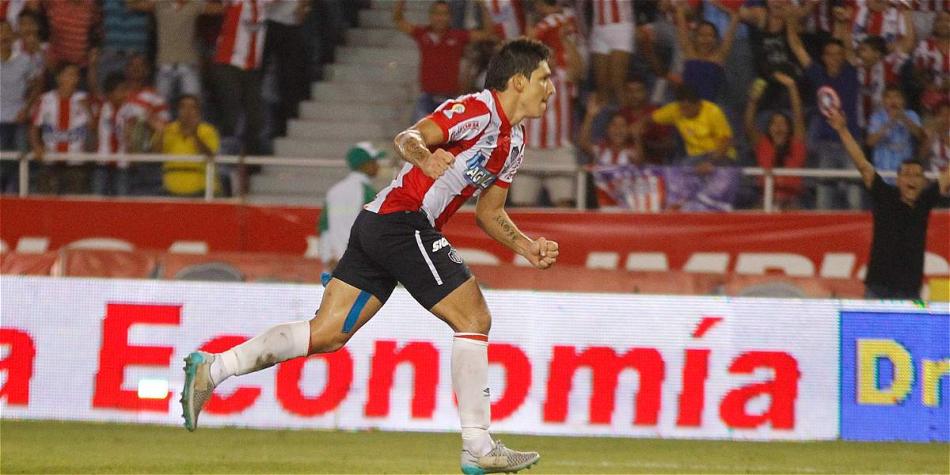 Roberto Ovelar es el máximo artillero de Junior de Barranquilla en lo que va de la Liga Águila 2015-II.