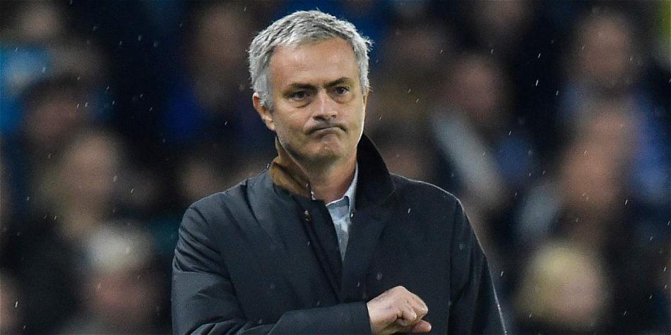 José Mourinho, entrenador del Chelsea.