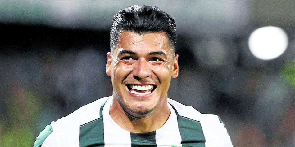 Duque sigue siendo el goleador de la Liga II.