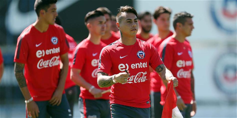 Selección chilena de fútbol en el entrenamiento de este viernes.