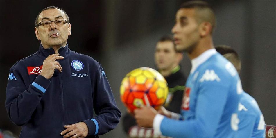 Sarri, DT de Nápoles, en escándalo en Italia.
