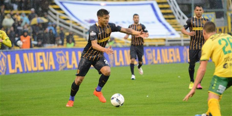 Teófilo Gutiérrez (29) hizo dupla de ataque con Marco Ruben.