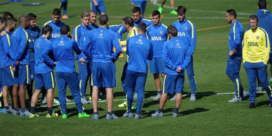 Boca Juniors es líder en el fútbol de Argentina.