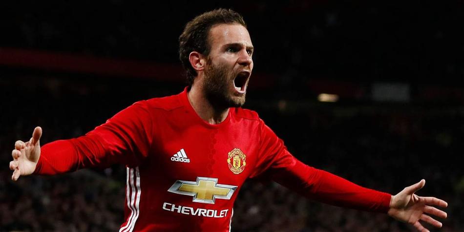 Juan Mata marcó le dio la clasificación al Manchester United.