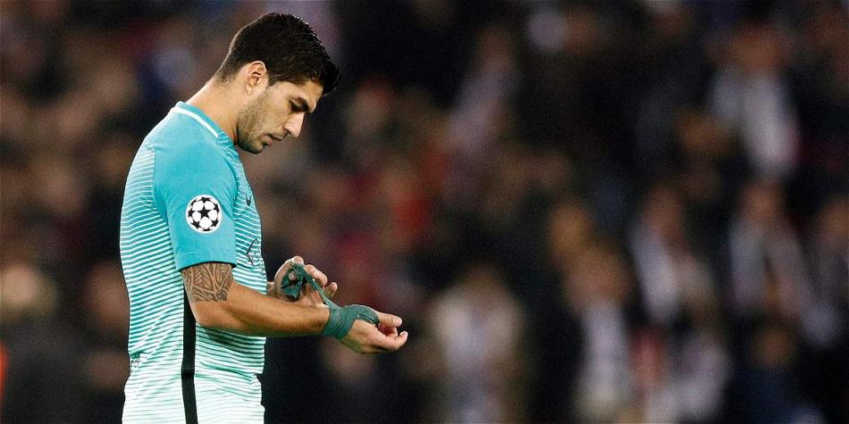 Luis Suárez jugó en la derrota contra PSG, por la Champions.