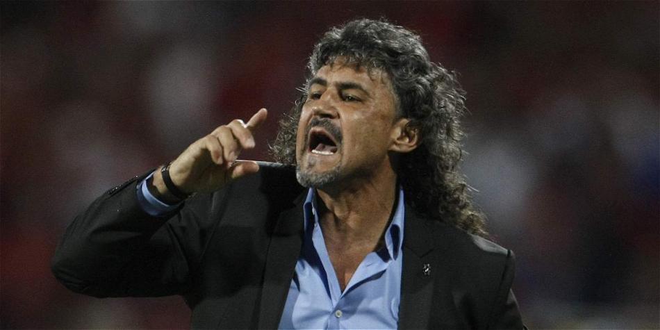 Leonel Álvarez, DT de Medellín.