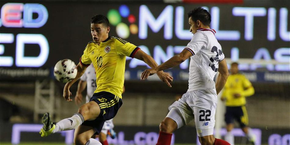 James Rodríguez (10) fue una de las figuras de Colombia en el amistoso frente a Costa Rica.