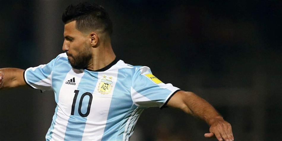 Sergio Agüero no tuvo su mejor desempeño en la derrota de Argentina 0-1 frente a Paraguay.