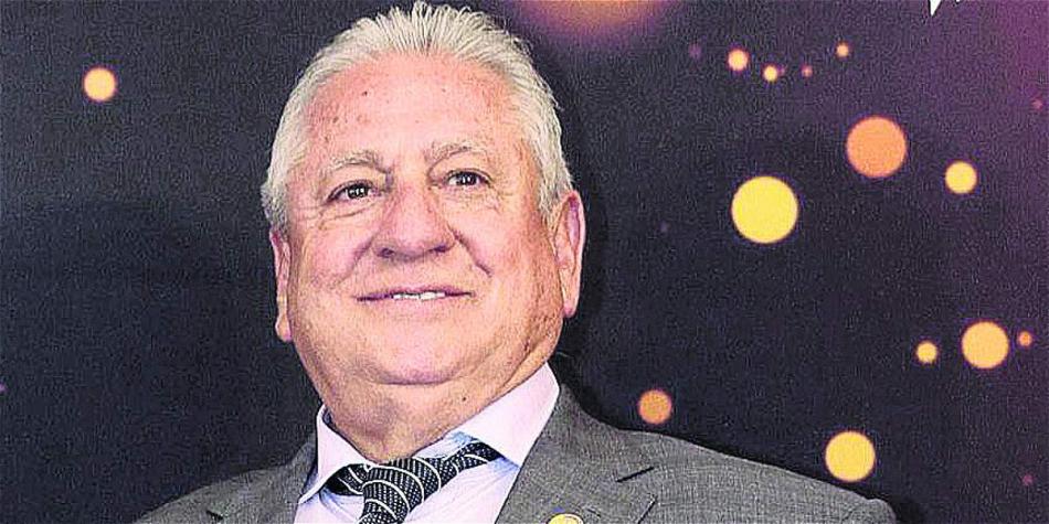 Luis Chiriboga, presidente de la Federación Ecuatoriana de Fútbol.