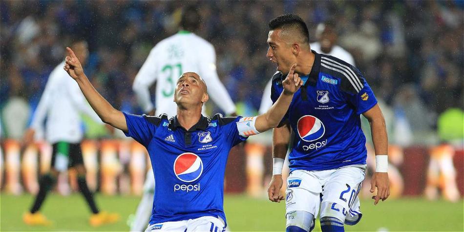 Máyer Candelo celebró su tanto frente a su exequipo.