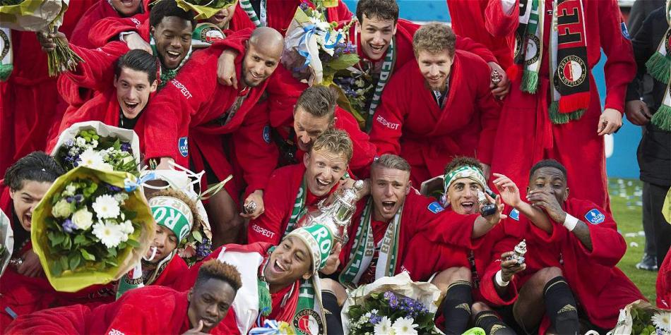Jugadores de Feyenoord celebrando su conquista.