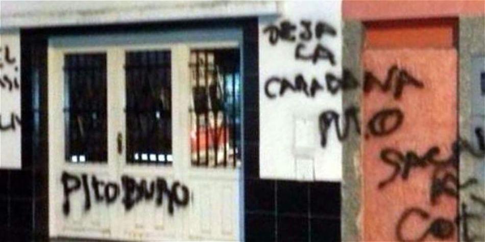 Así quedó el frente de la casa de la abuela de Maxi Rodríguez.