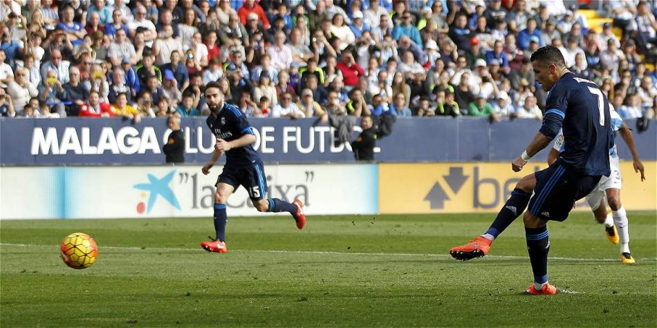 Cristiano Ronaldo desperdicio un penal, en el juego disputado este domingo entre Málaga y Real Madrid.