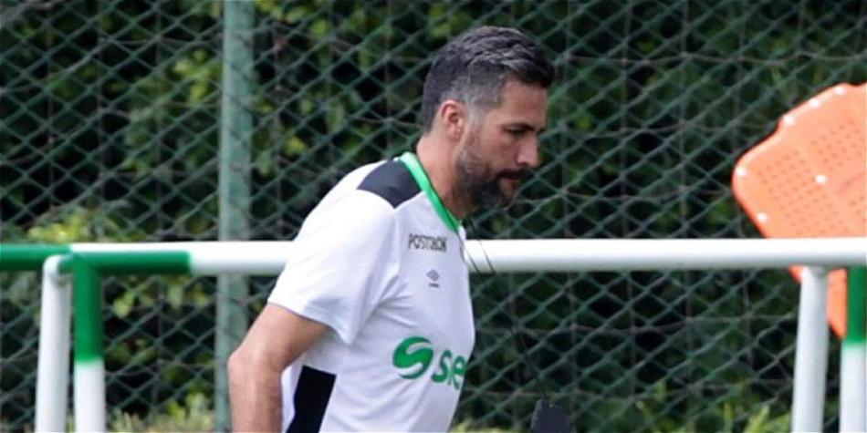 Mario Alberto Yepes, entrenador del Deportivo Cali.