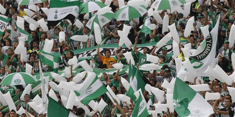 Hinchas de Nacional.