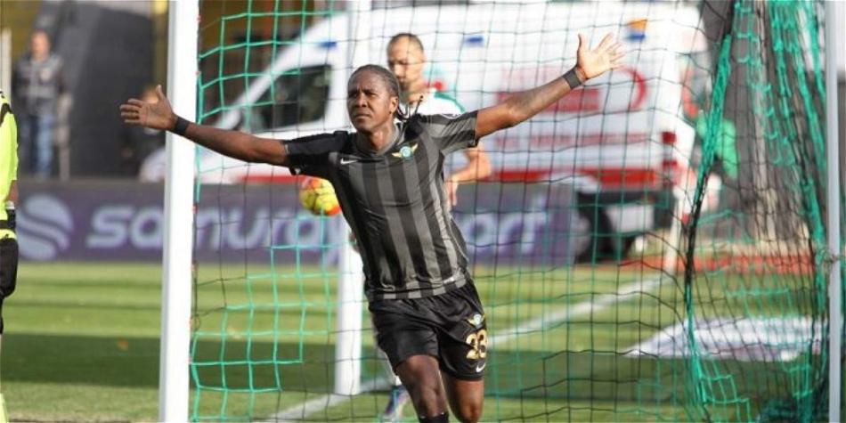 Hugo Rodallega lleva 12 goles en la Liga de Turquía.