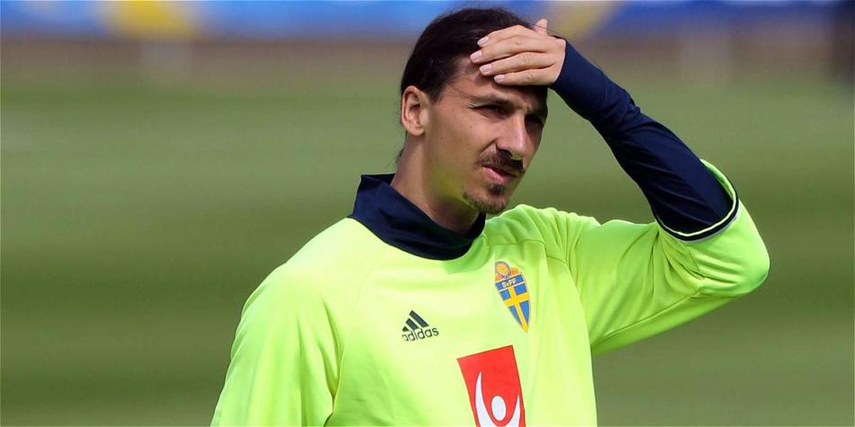 Zlatan Ibrahimovic está concentrado con la selección sueca de mayores, que disputa la Eurocopa.