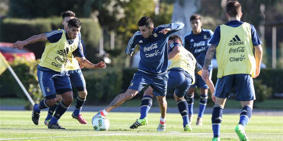Jonathan Calleri y Ángel Correa dentro de los convocados para el ataque argentino.