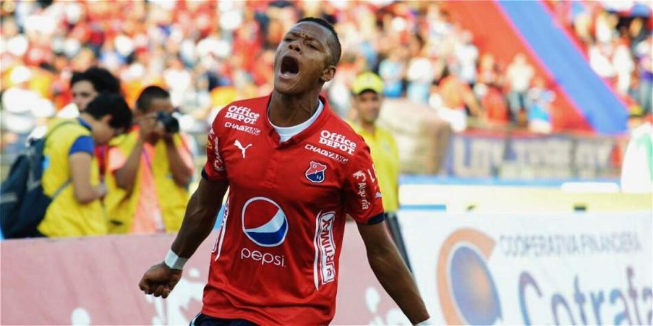 El volante anotó su primer gol en la Liga con el 'poderoso'.