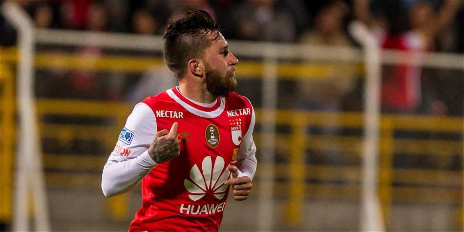 Jonatan Gómez fue uno de los jugadores más importantes en el medio campo del Santa Fe campeón.