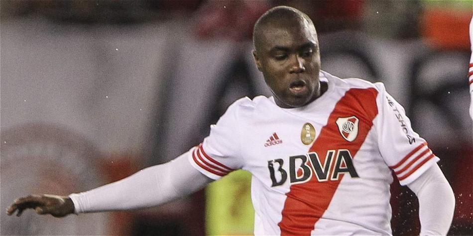 Éder Álvarez Balanta, defensa de River Plate.