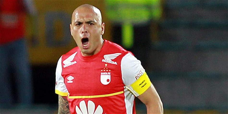 Ómar Pérez, volante argentino que milita en Santa Fe.