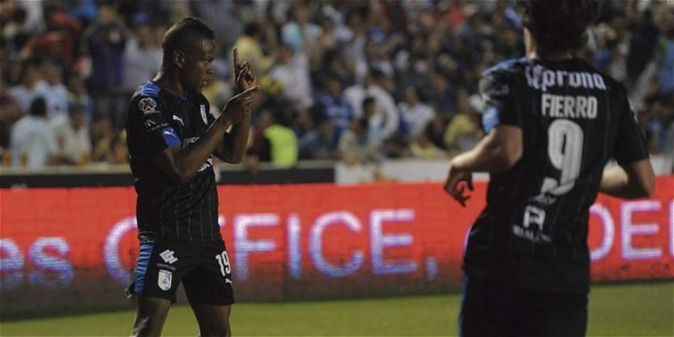 Yerson Candelo celebrando su gol contra América.