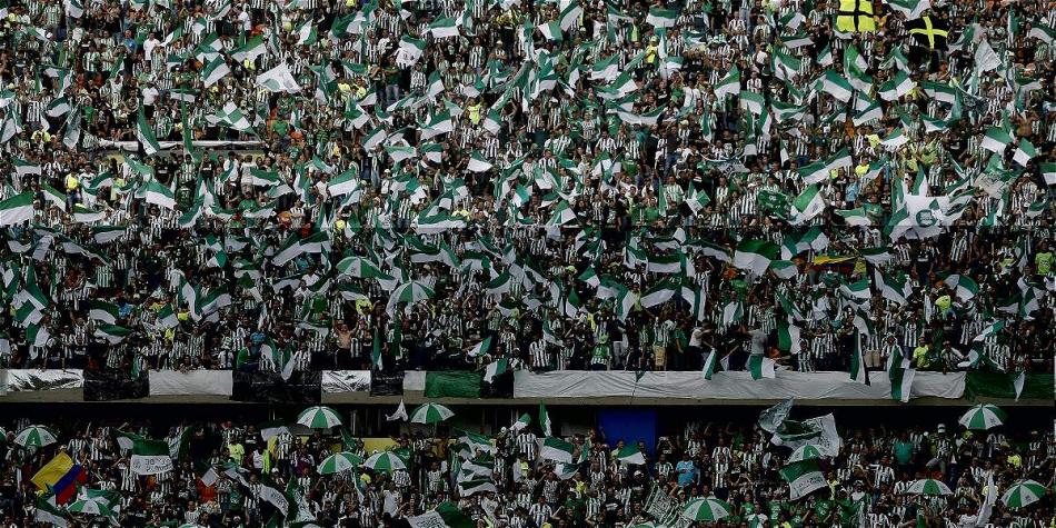 Hinchas de Nacional en el Atanasio Girardot.