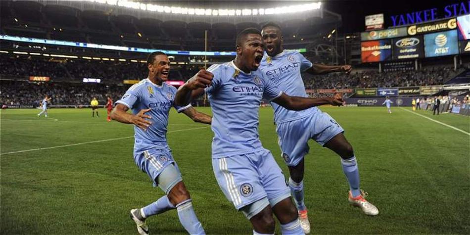 Jefferson Mena (cen.) jugó en el New York City, de la MLS, en la última temporada.