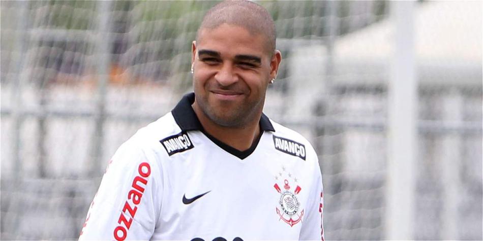 Adriano, futbolistas brasileño.