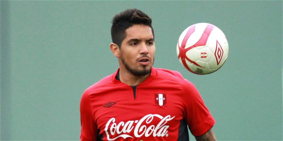 Juan Vargas no estará con Perú frente a Colombia.