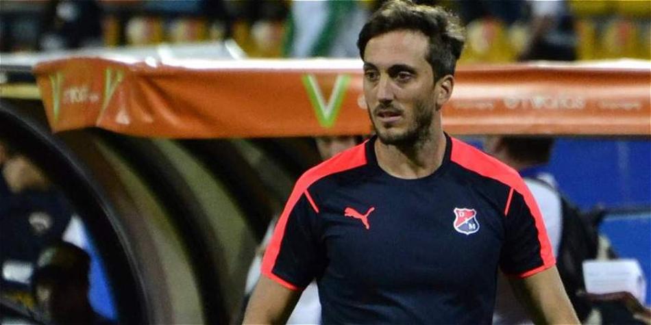 Luis Zubeldía, DT del Medellín.