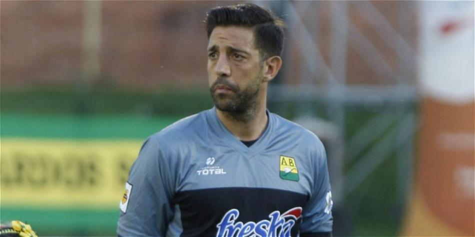 Jorge Bava, arquero y figura del Bucaramanga.