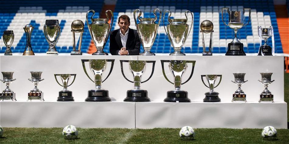 El guardameta español Iker Casillas durante la depedida institucional que el Real Madrid le ha brindado