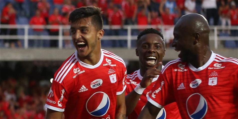 A pesar del buen primer tiempo, los escarlatas se fueron quedando y otorgando ventajas al rival.