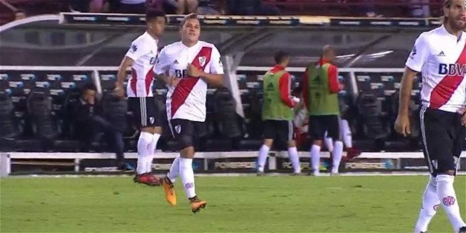 El colombiano jugó el segundo tiempo, pero no fue suficiente para mostrar su talento.